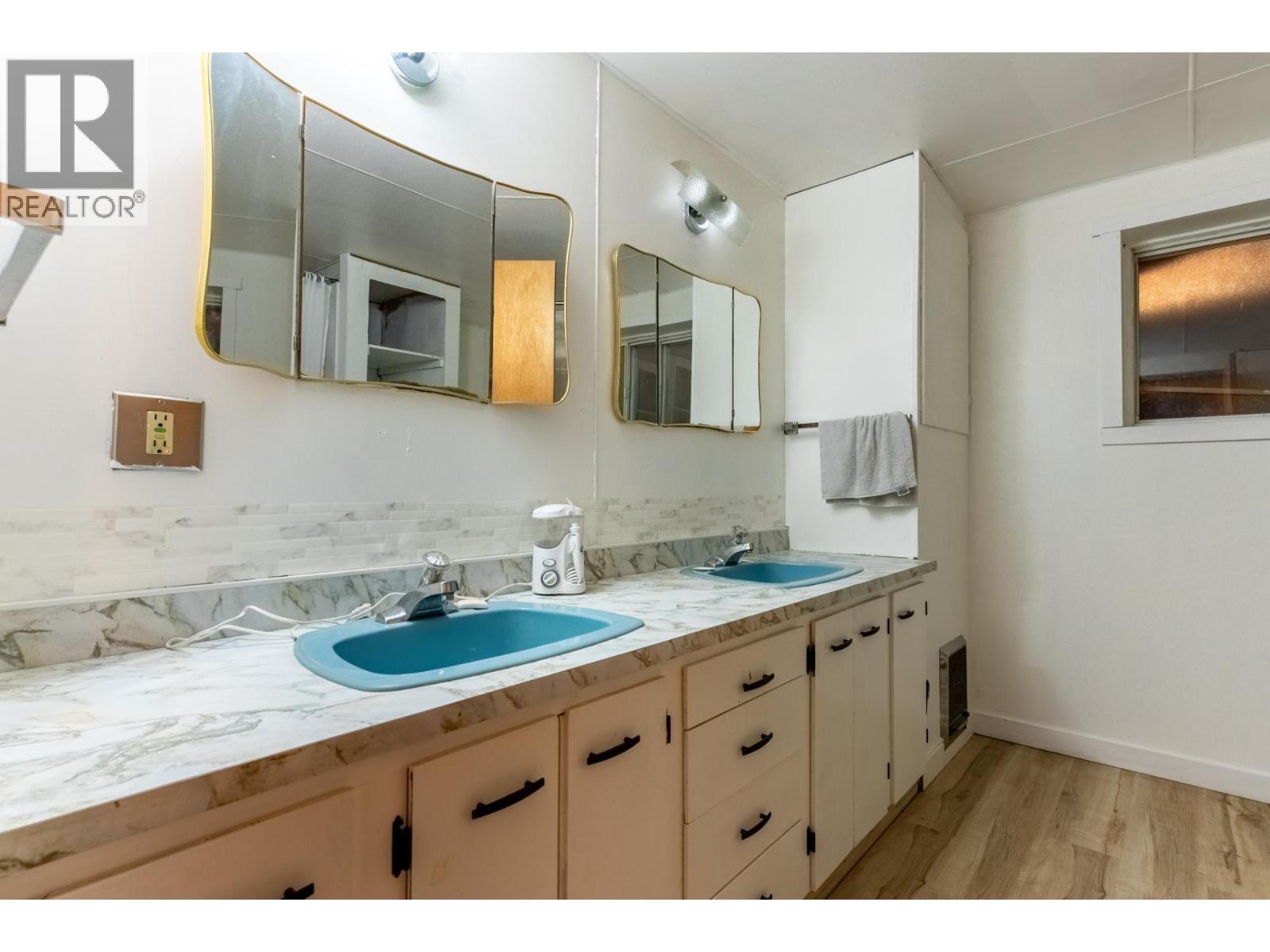 535 ARBUTUS Street - 15
