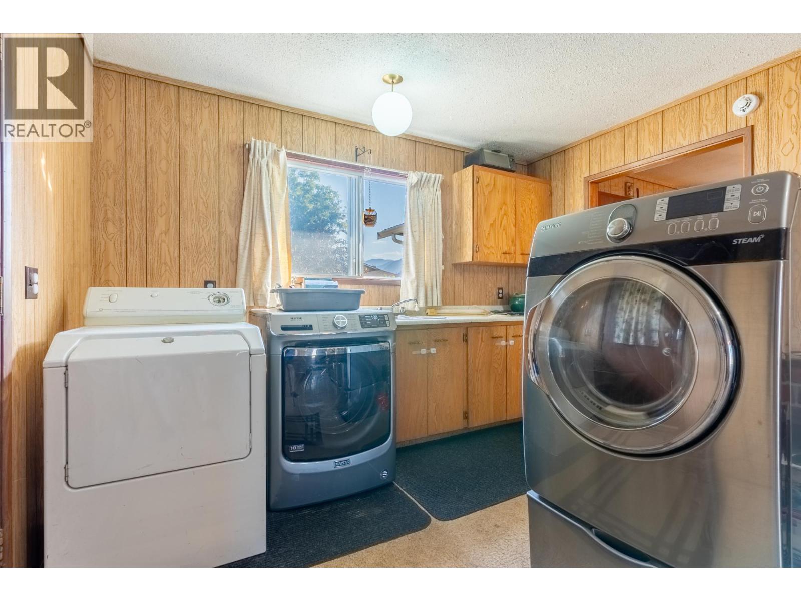 535 ARBUTUS Street - 20