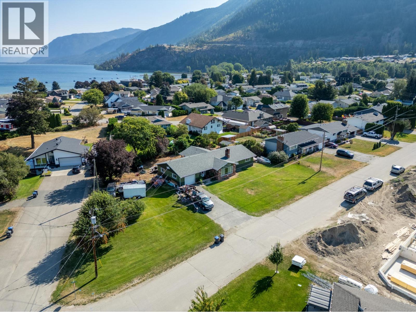 535 ARBUTUS Street - 24