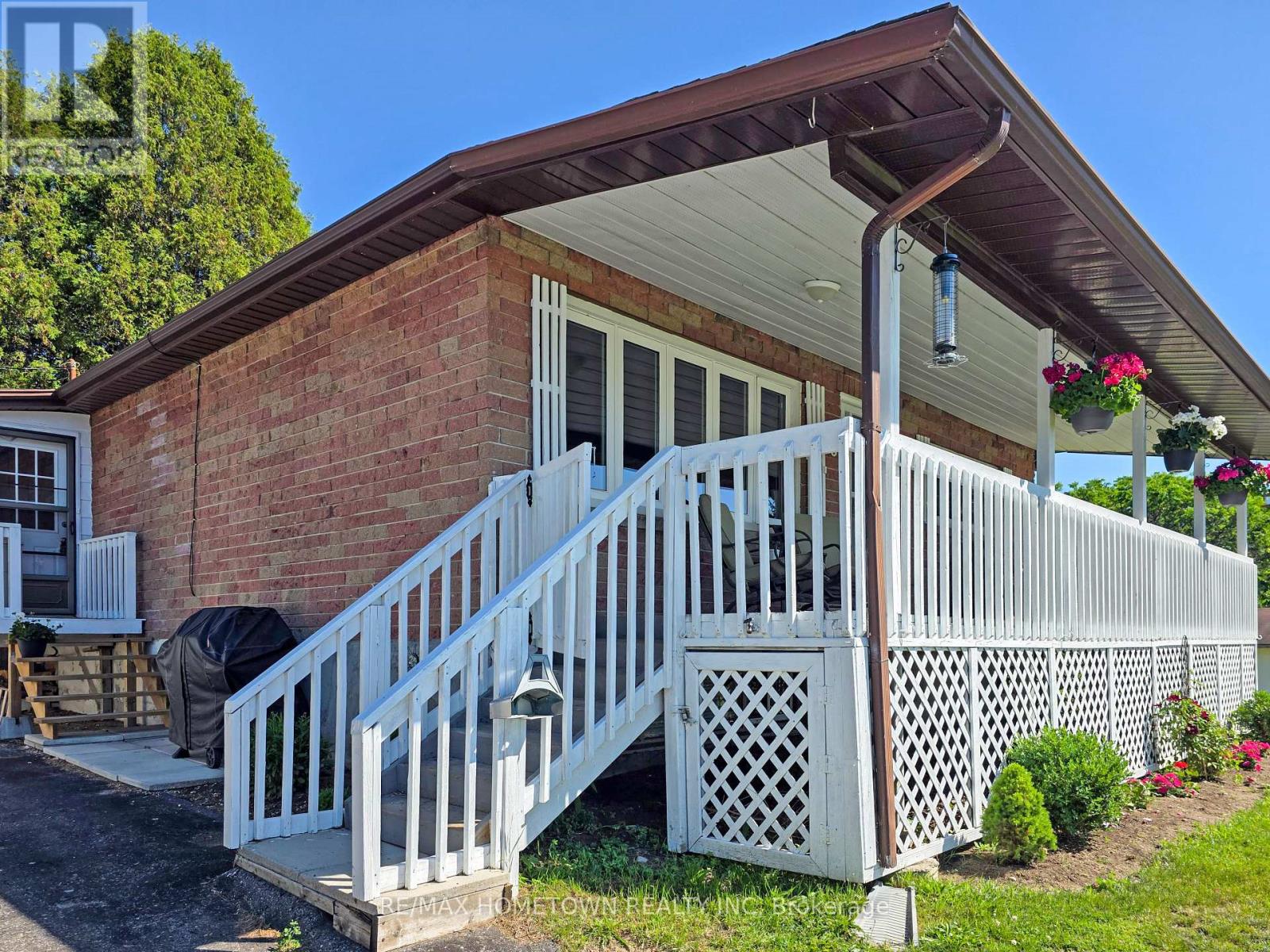 6 JANE STREET - 6
