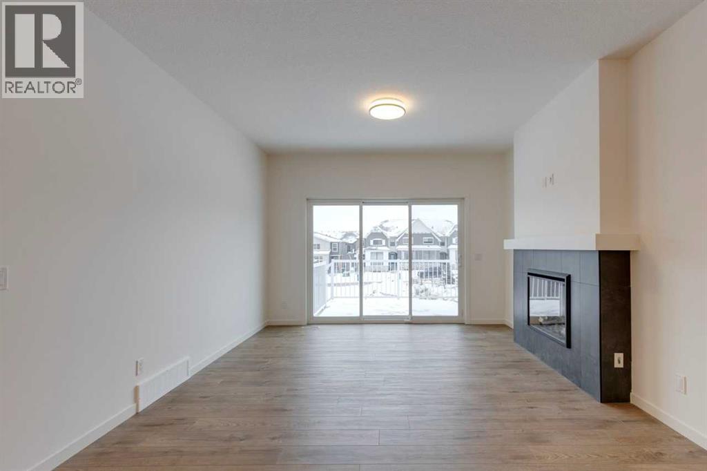 1402 Bayview Crescent SW - 17