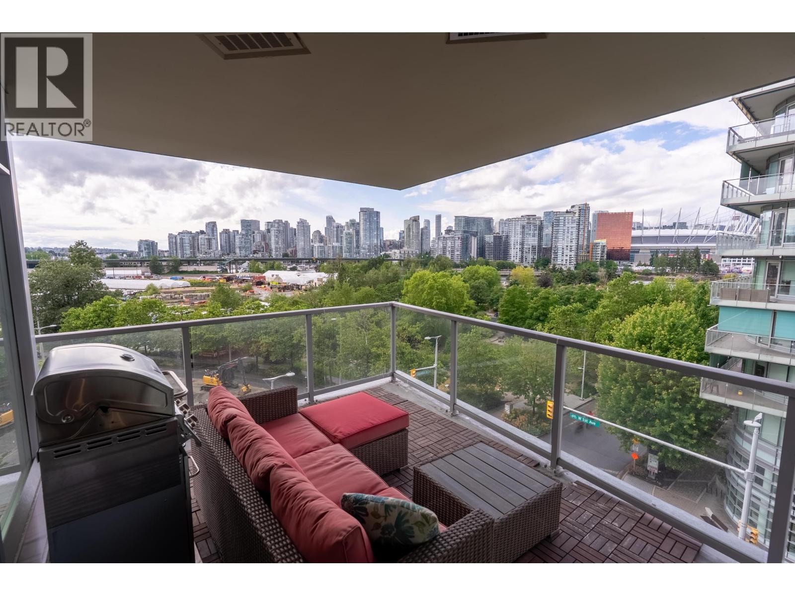 608 1708 COLUMBIA STREET, Vancouver