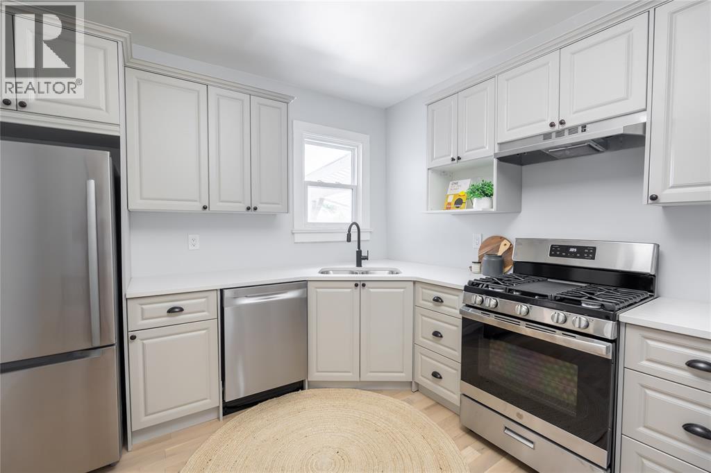 120 SELKIRK STREET - 12