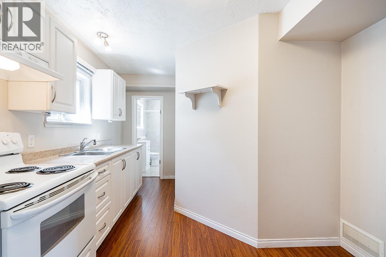 1912 MERCER AVENUE, Port Coquitlam