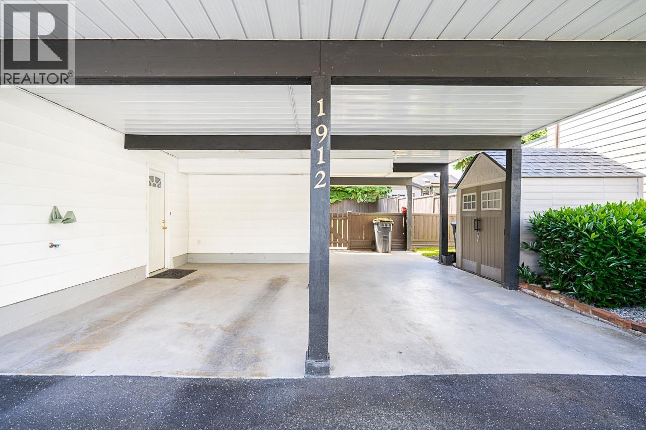 1912 MERCER AVENUE, Port Coquitlam