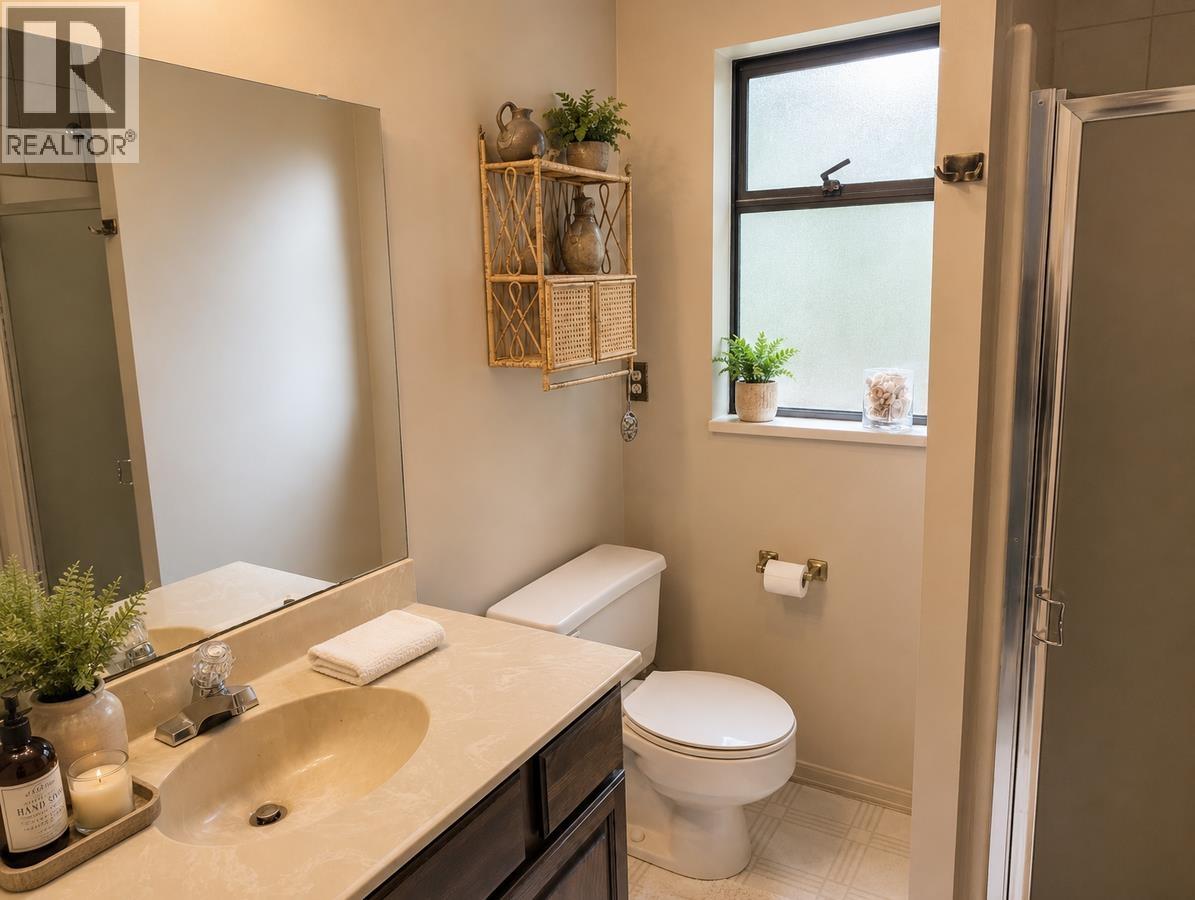 1498 CHAMBERLAIN DRIVE, North Vancouver