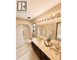 1498 Chamberlain Drive, North Vancouver, BC V7K1P6 Photo 19