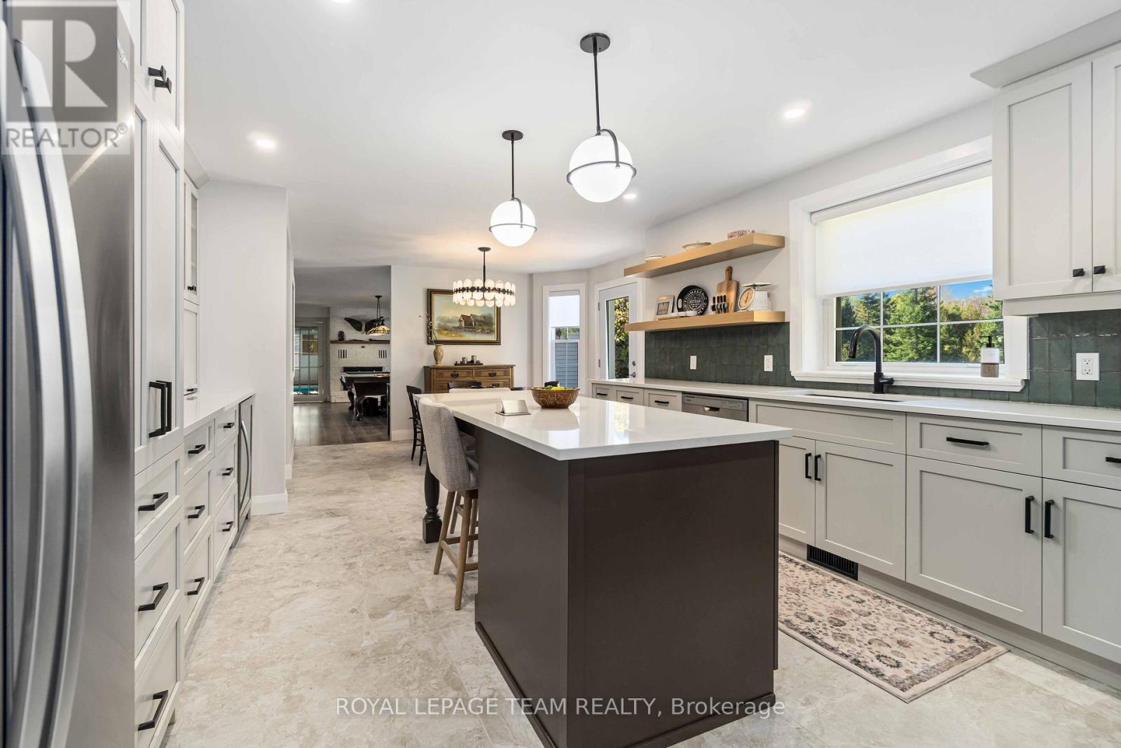 910 BOLTON ROAD - 19