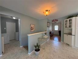 521 Sixth Avenue E, Ste Rose Du Lac, MB R0L1S0 Photo 14