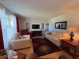 521 Sixth Avenue E, Ste Rose Du Lac, MB R0L1S0 Photo 16