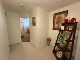 521 Sixth Avenue E, Ste Rose Du Lac, MB R0L1S0 Photo 27