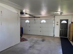 521 Sixth Avenue E, Ste Rose Du Lac, MB R0L1S0 Photo 31
