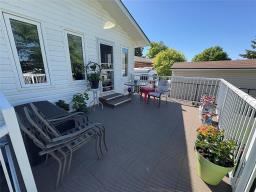 521 Sixth Avenue E, Ste Rose Du Lac, MB R0L1S0 Photo 33