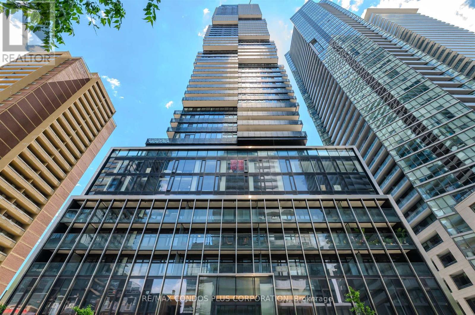 #3812 55 CHARLES STREET E - 1