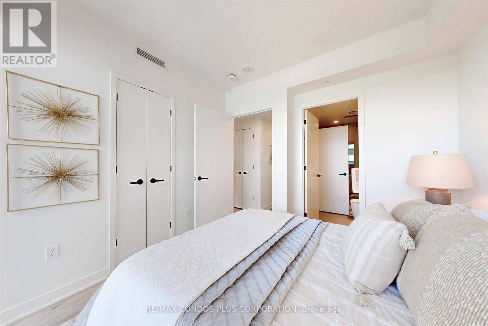 #3812 55 CHARLES STREET E - 10