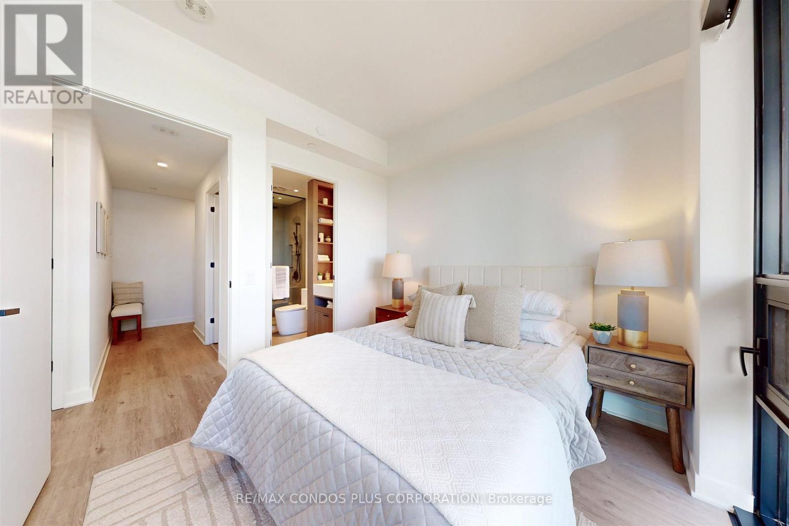 #3812 55 CHARLES STREET E - 8