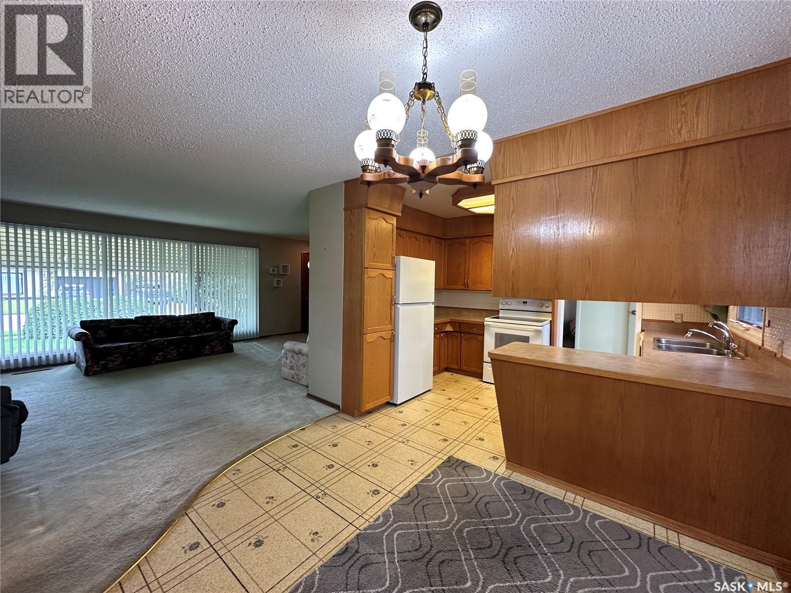 168 Shevchenko CRESCENT - 12