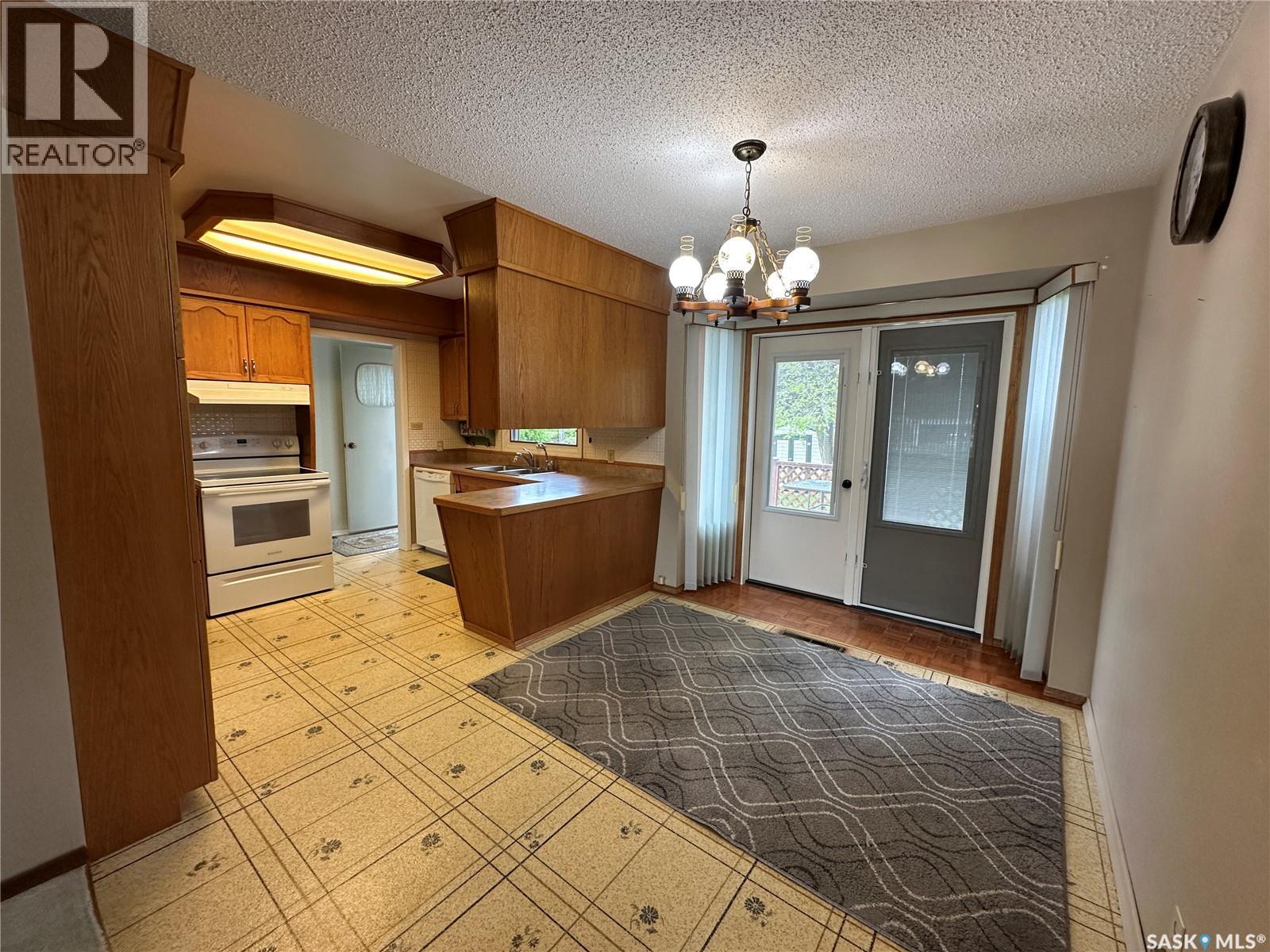 168 Shevchenko CRESCENT - 10