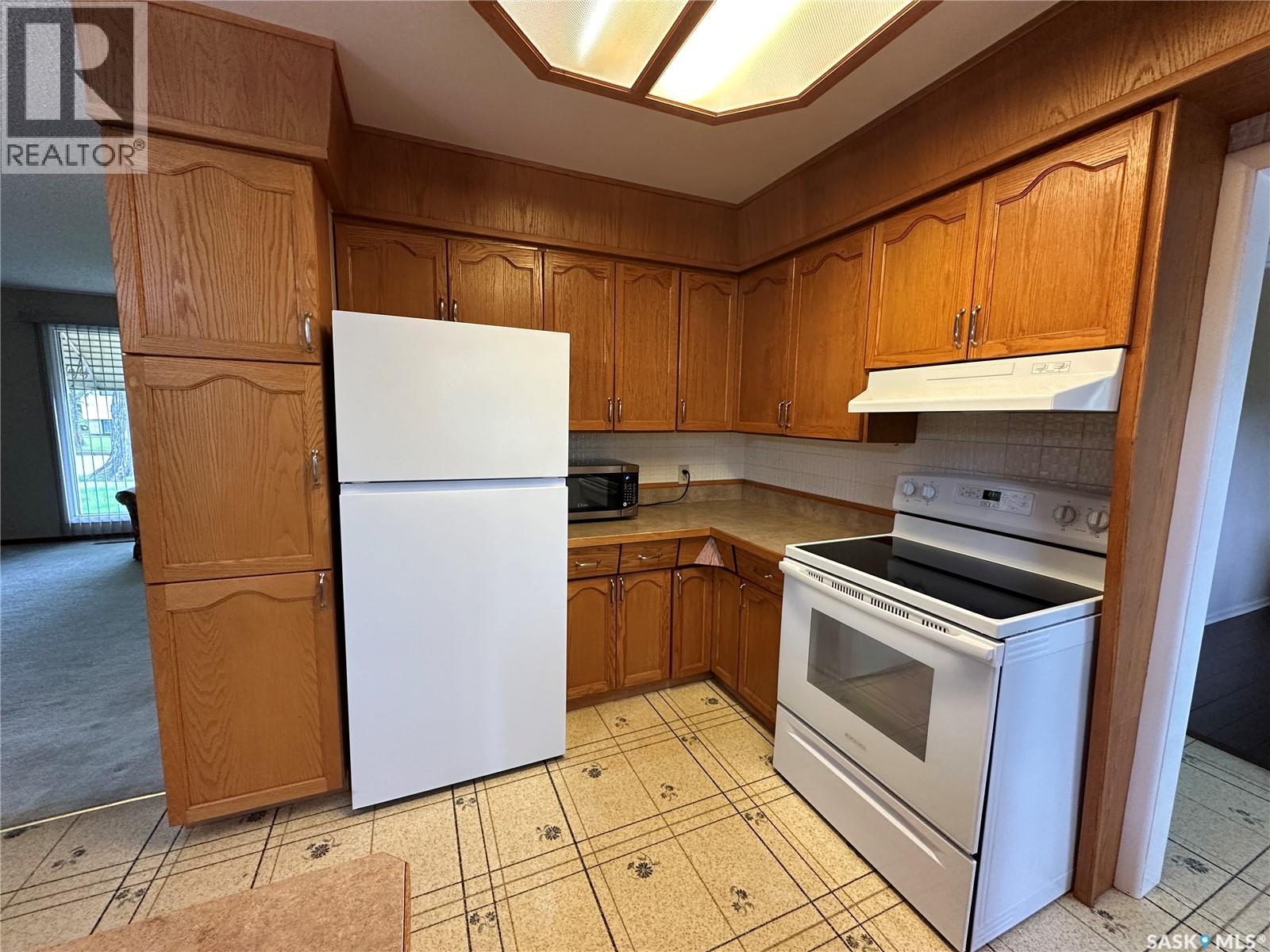 168 Shevchenko CRESCENT - 4