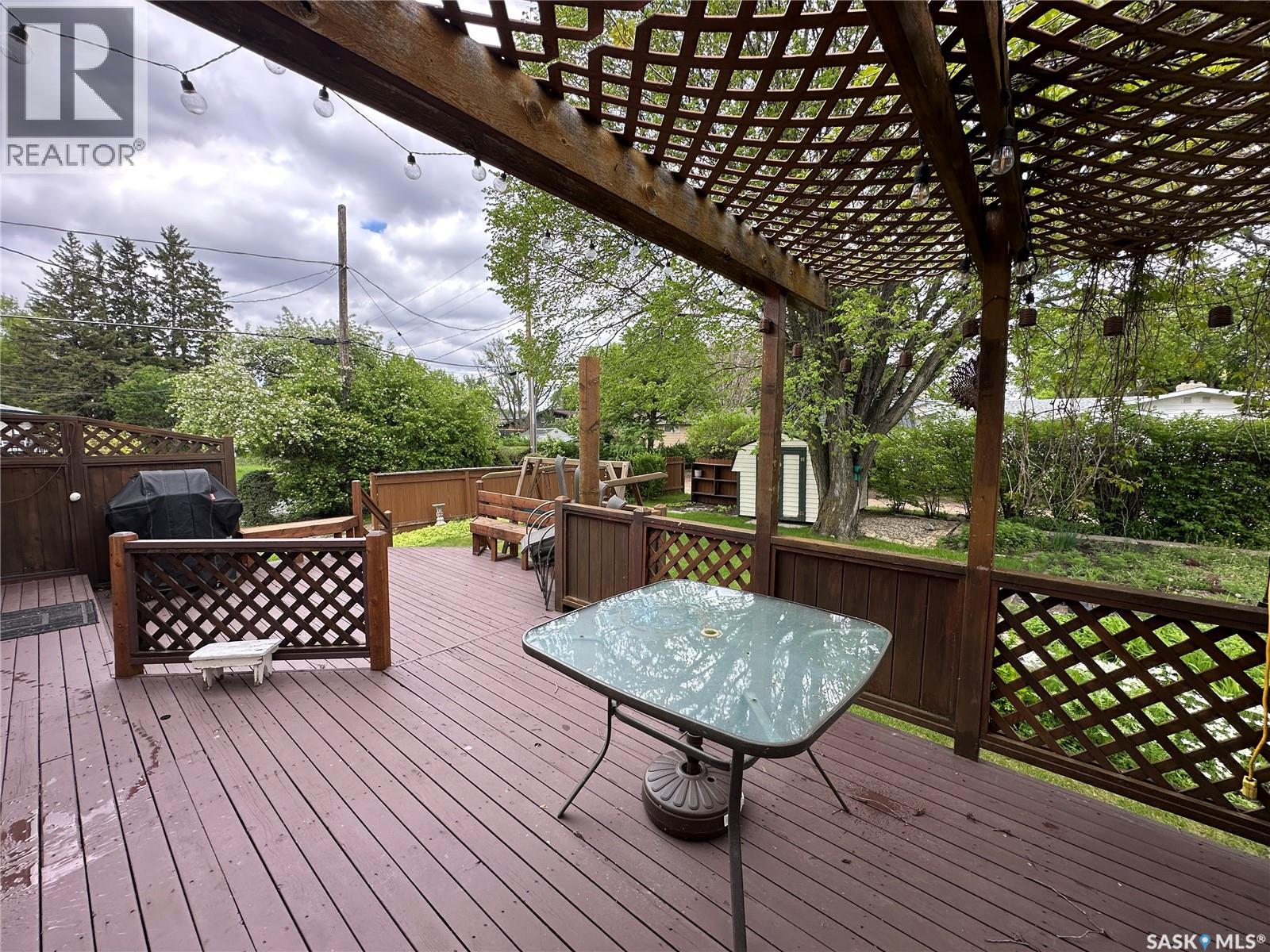 168 Shevchenko CRESCENT - 52
