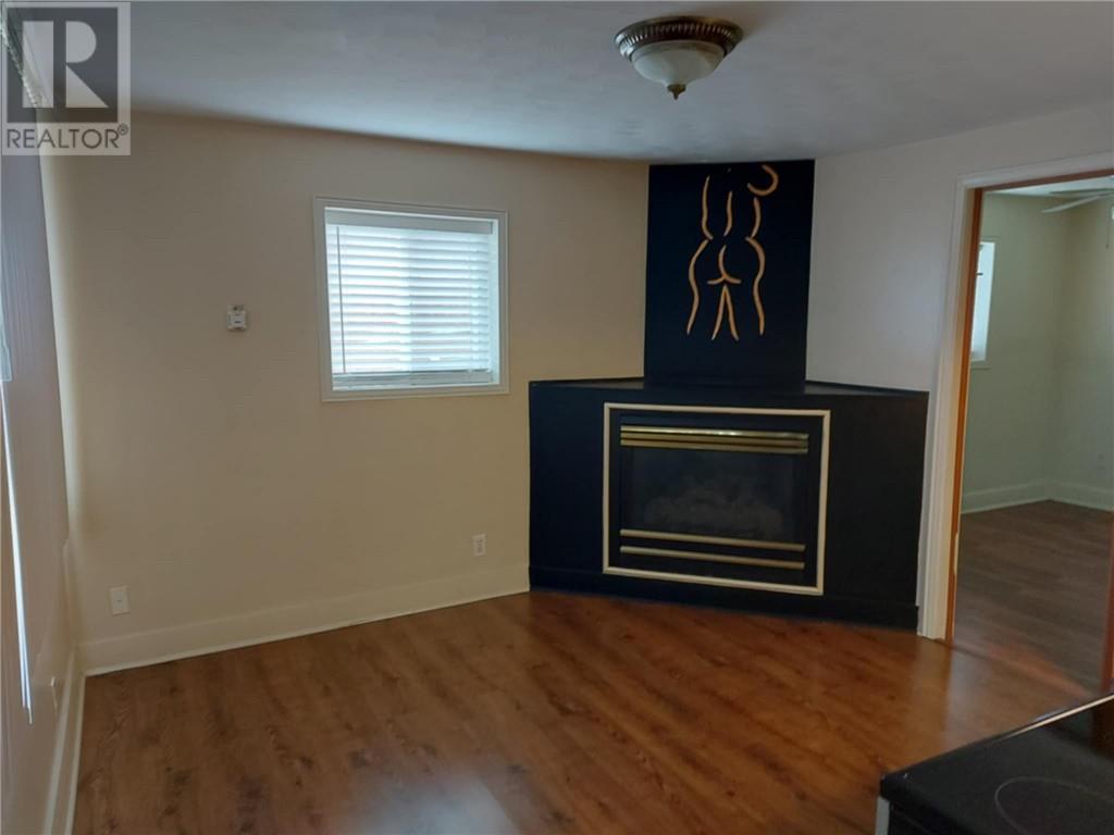 590 MORRIS - 13