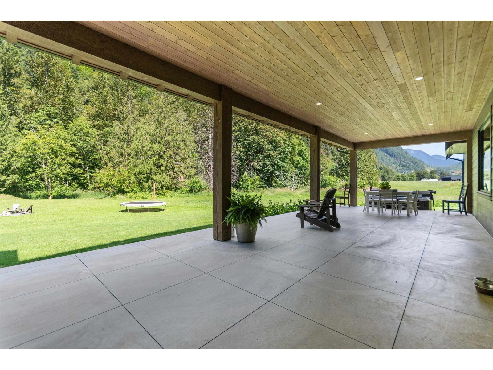 5249 KAMP ROAD, Agassiz, Agassiz