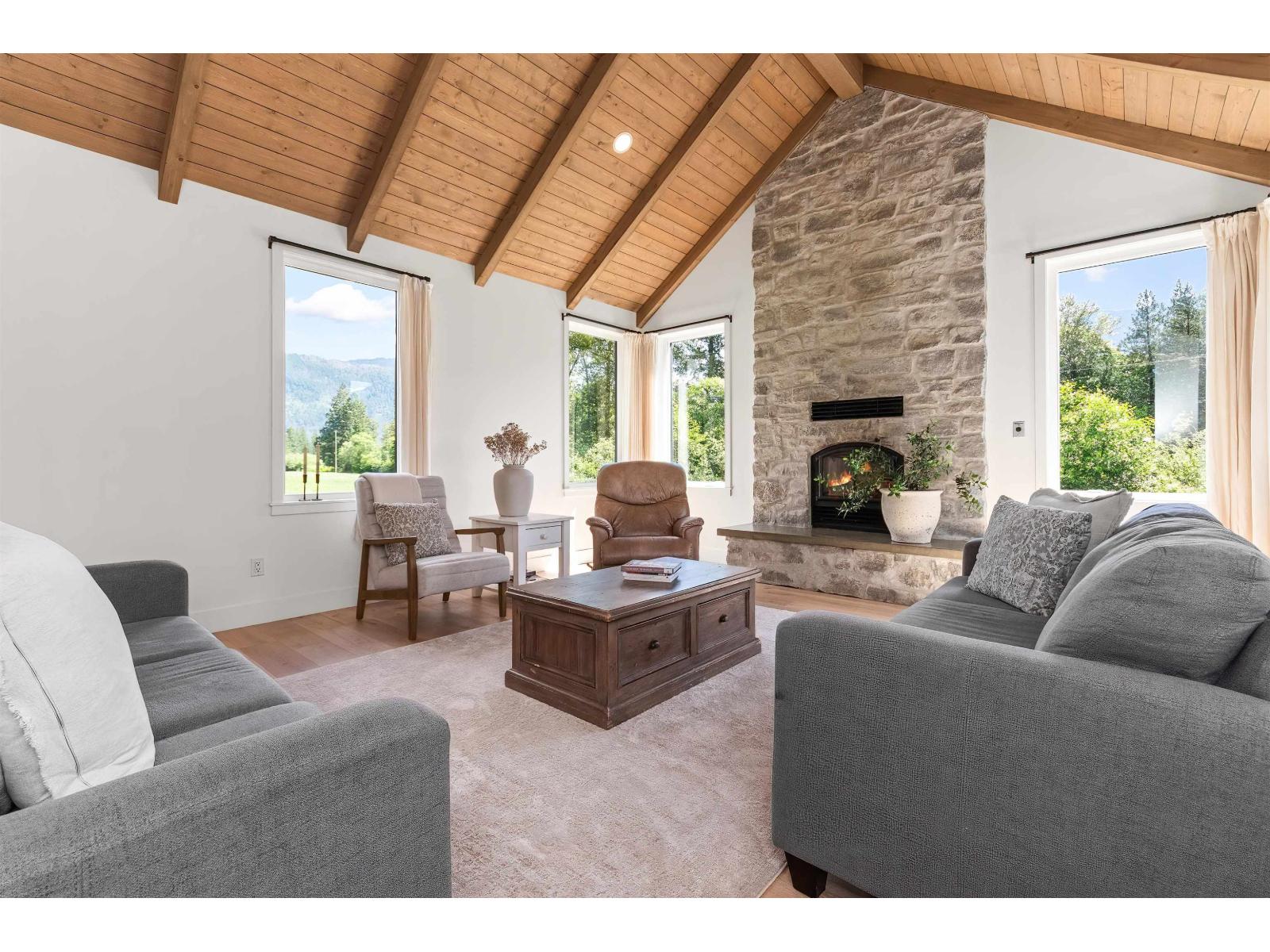 5249 KAMP ROAD, Agassiz, Agassiz