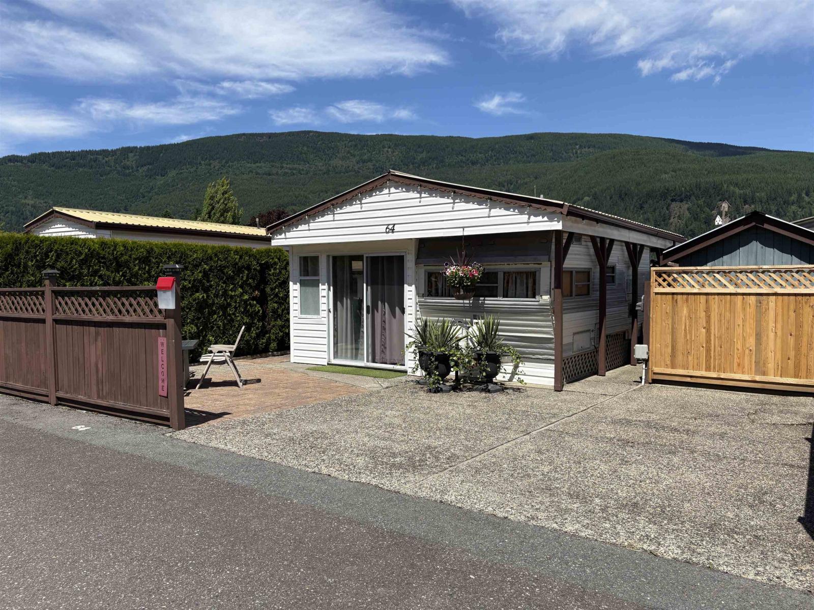 64 1436 FROST ROAD, Columbia Valley, Cultus Lake