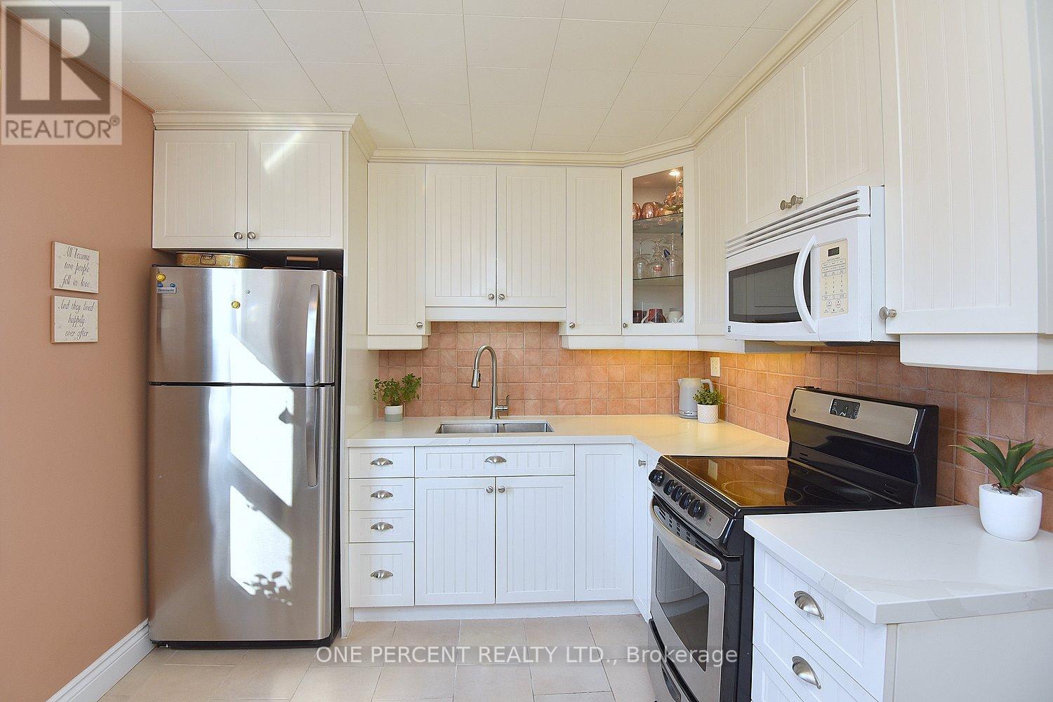 #16 1351 LAKESHORE ROAD - 10