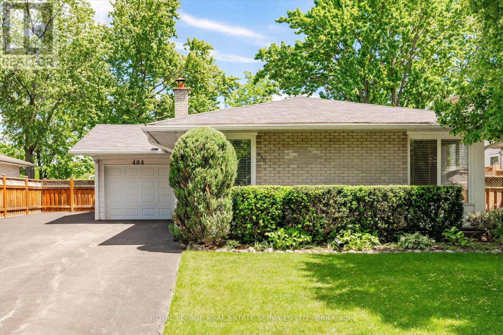 484 GRAND BOULEVARD - 4