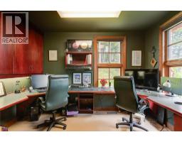 1306 Huckleberry Road, Kelowna, BC V1P1M5 Photo 39