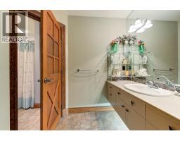 1306 Huckleberry Road, Kelowna, BC V1P1M5 Photo 65