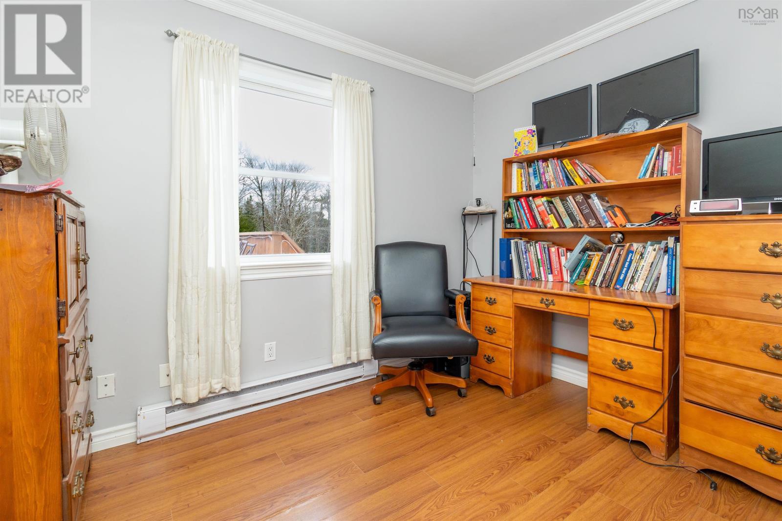 23 Landry Crescent - 19