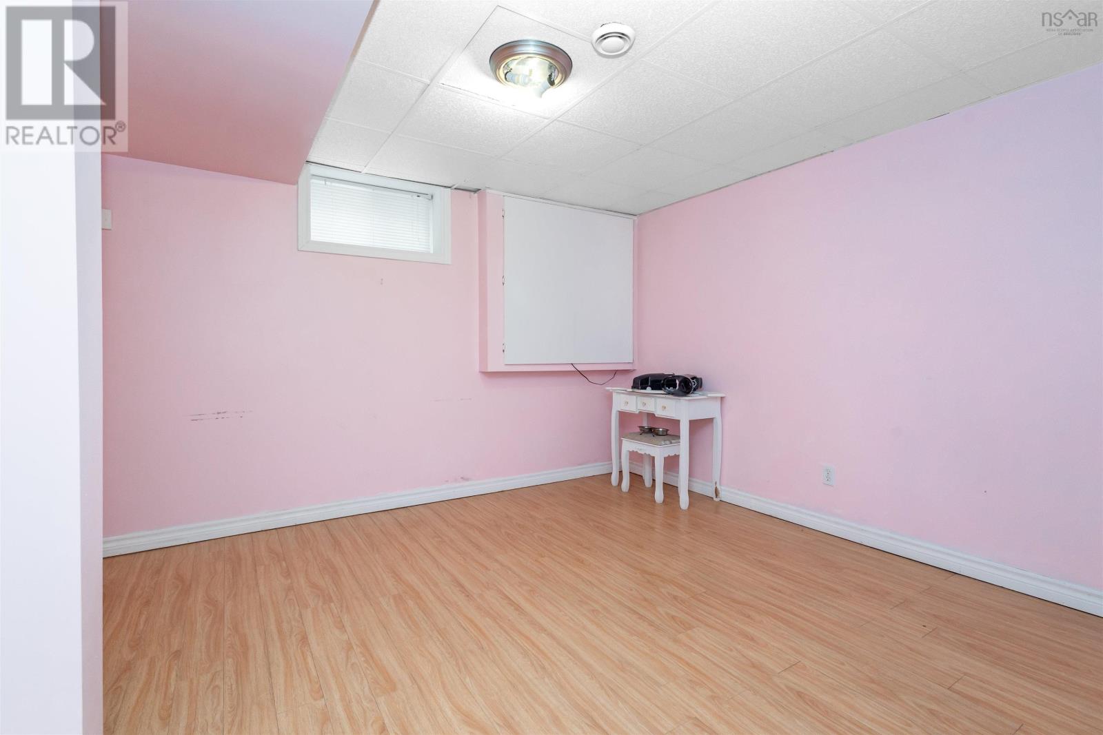 23 Landry Crescent - 26
