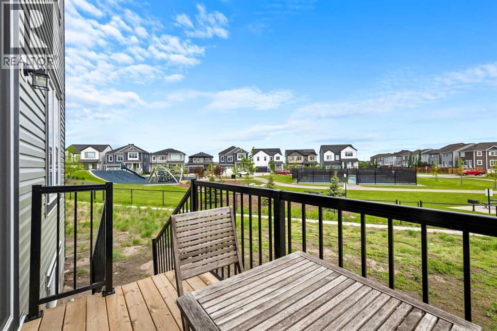 629 Southwinds Close SW - 36