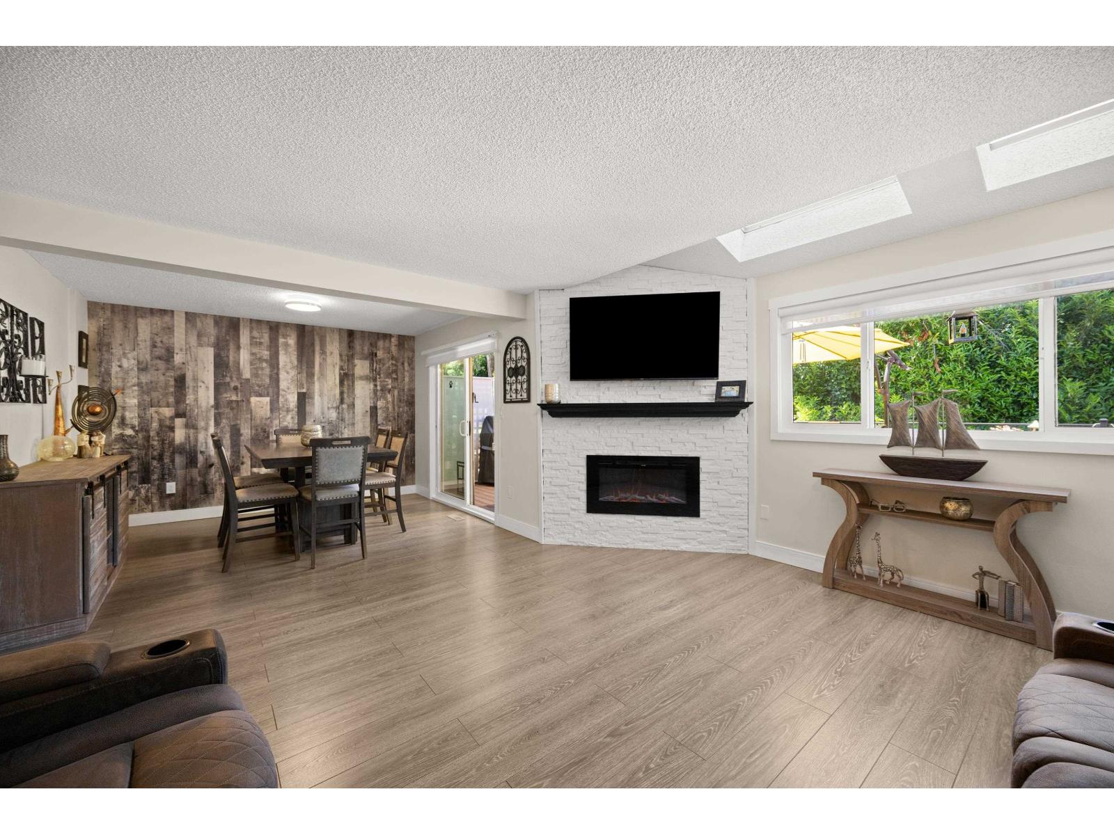1774 LILAC DRIVE, Surrey