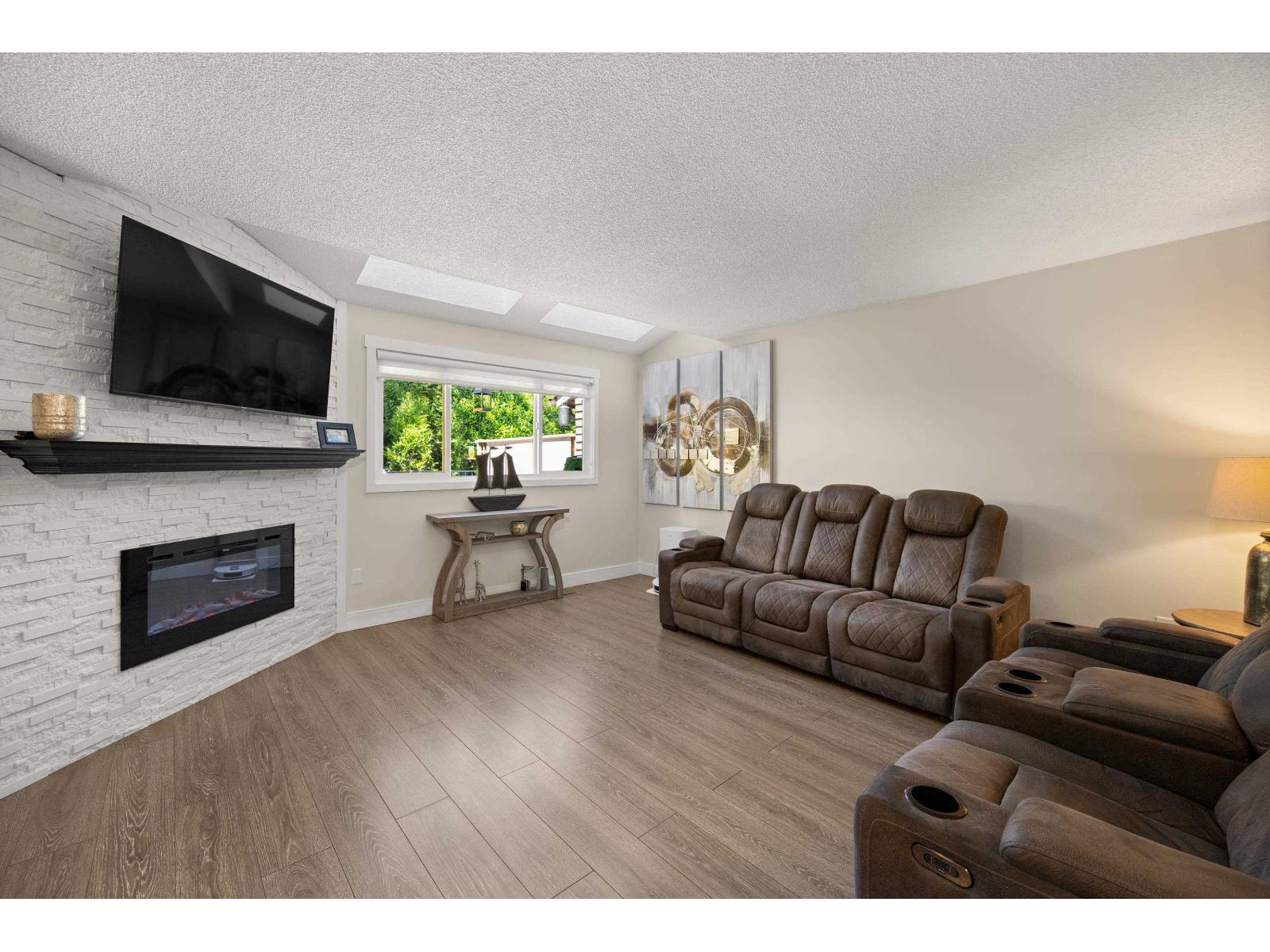 1774 LILAC DRIVE, Surrey