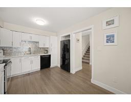 1774 Lilac Drive, Surrey, BC V4A5C9 Photo 12
