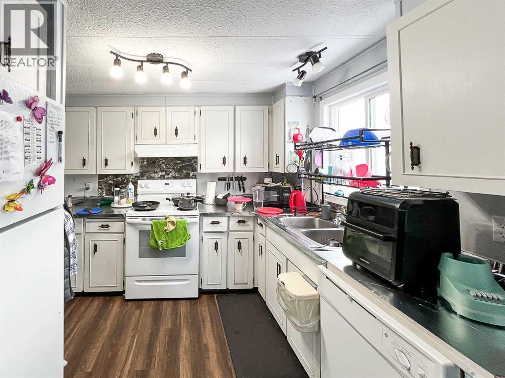 4919 1 Street - 21