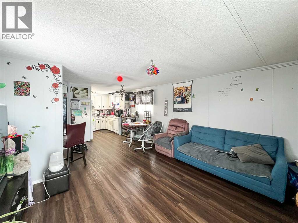 4919 1 Street - 18