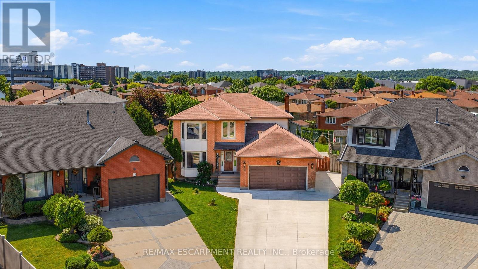 15 TALIA COURT - 1