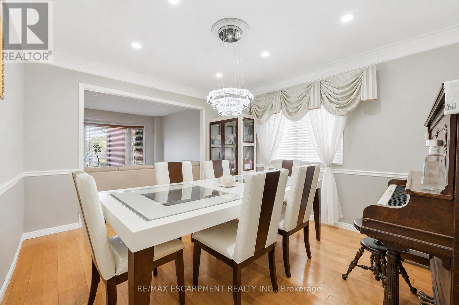 15 TALIA COURT - 6