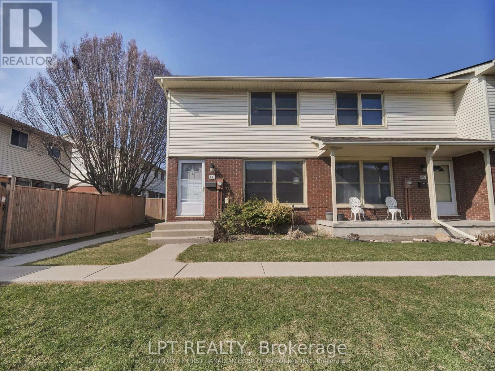 #100 51 SHOLTO DRIVE - 1