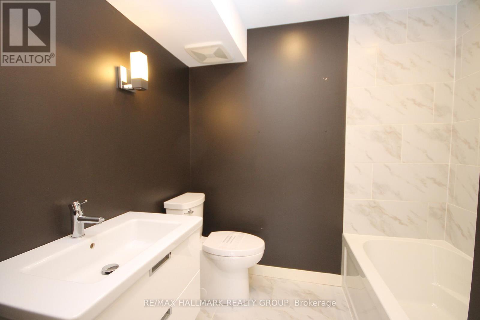 204 DUNBARTON COURT - 18
