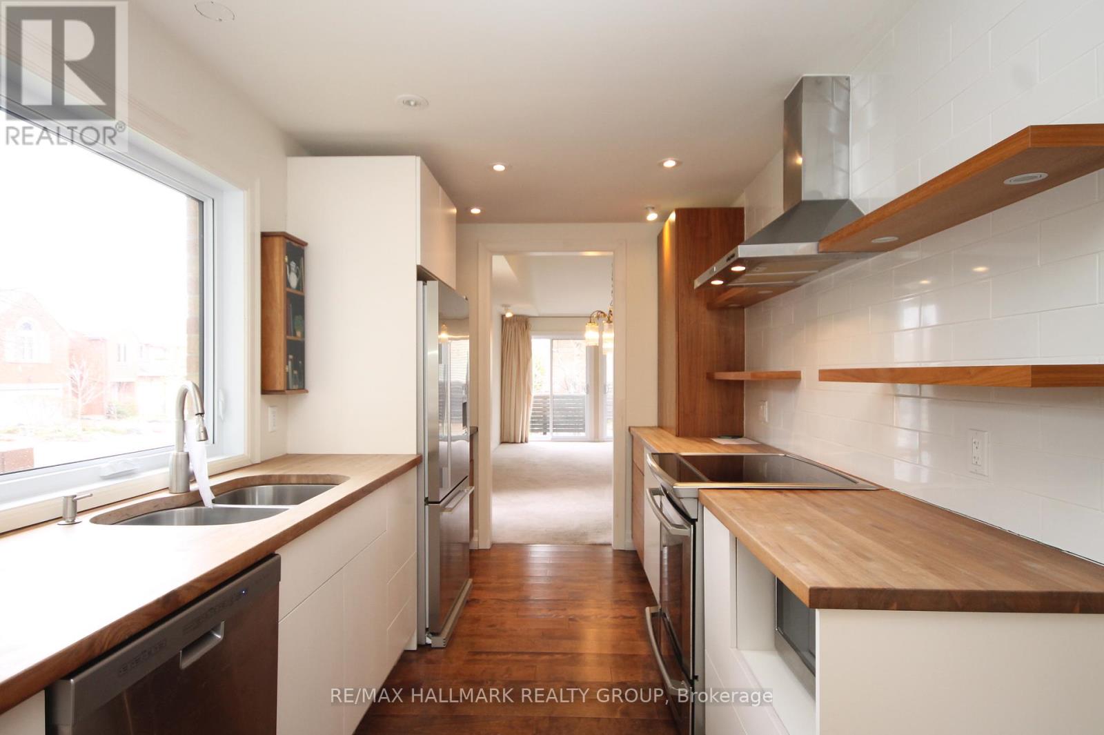 204 DUNBARTON COURT - 3