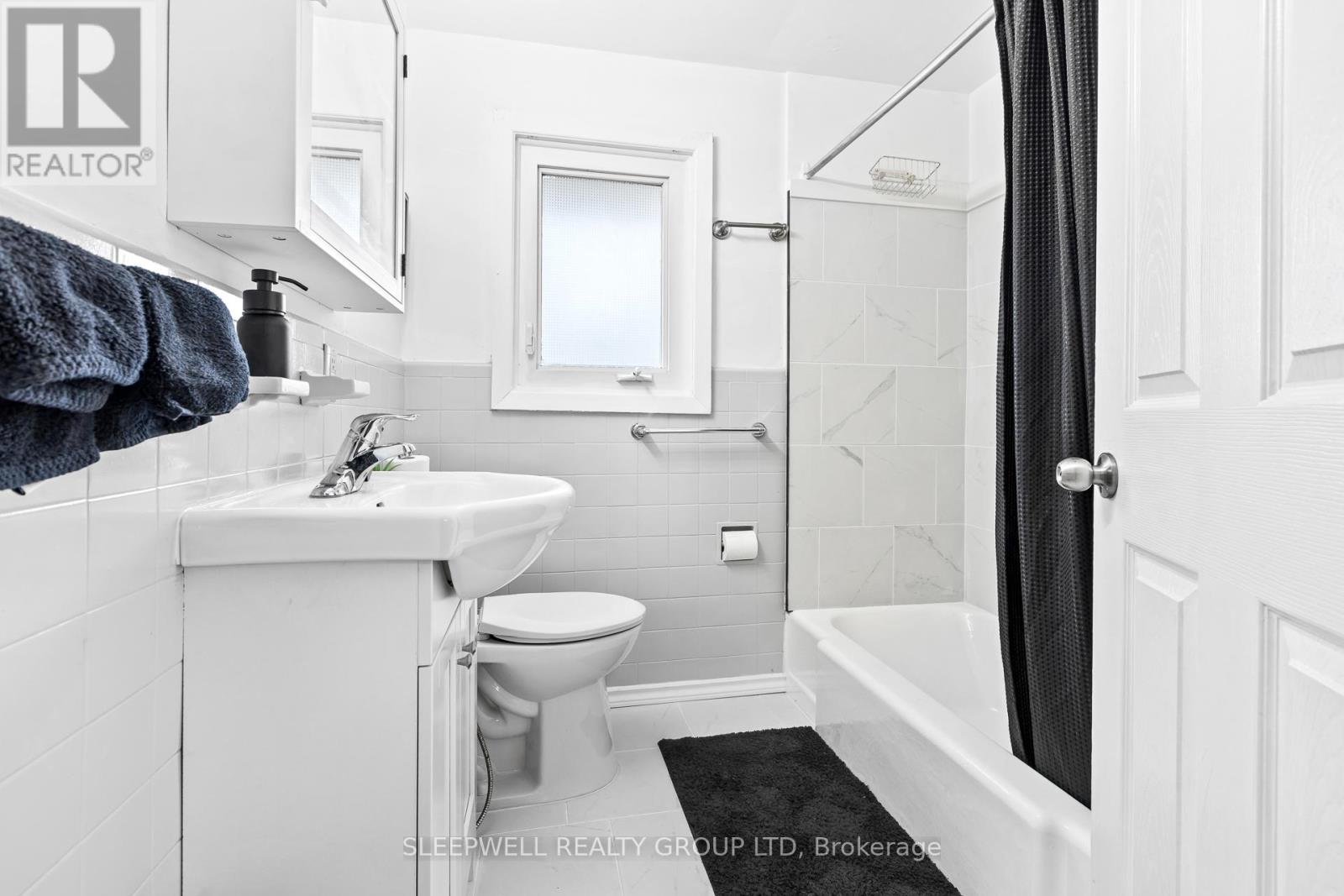 1486 LEPAGE AVENUE - 21