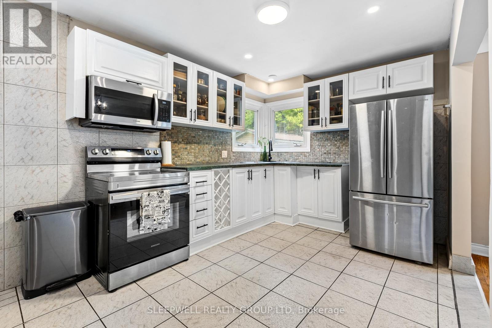 1486 LEPAGE AVENUE - 6