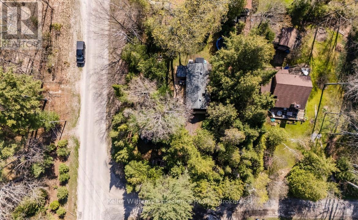 1 SUNDOWN ROAD - 32