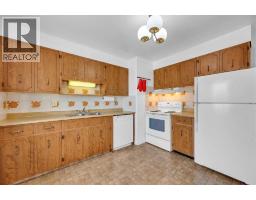 5008 2 Street NW - photo 11