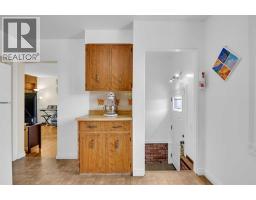 5008 2 Street NW - photo 13